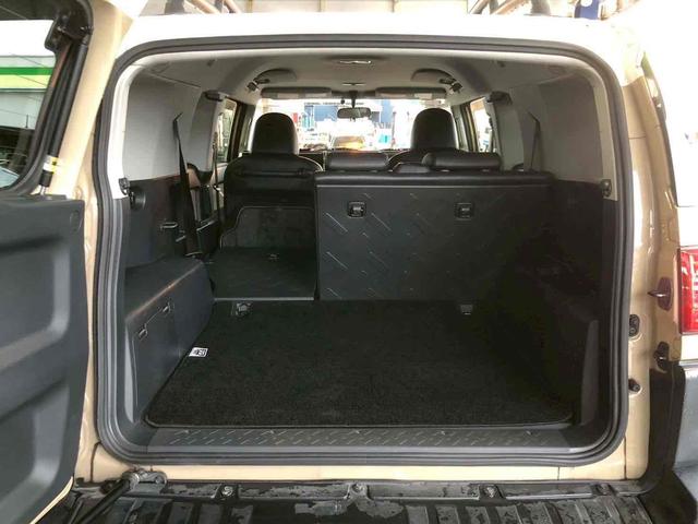 FJクルーザー カラーパッケージ 4WD ETC バックカメラ クリアランスソナー オートクルーズコントロール ナビ TV LEDヘッドランプ キーレスエントリー AT 盗難防止システム 衝突安全ボディ CD DVD再生 USB(20枚目)