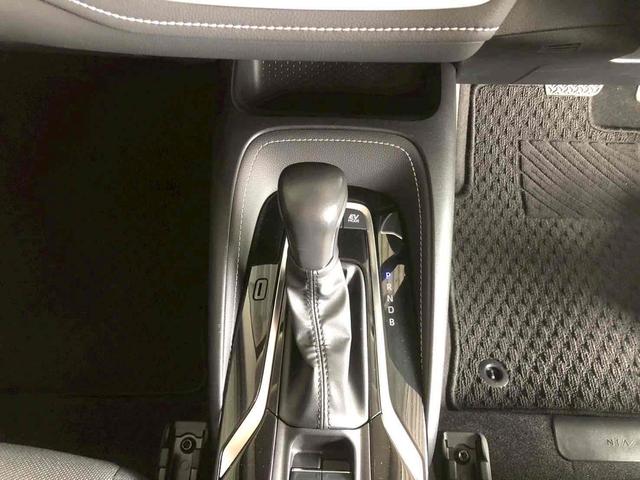 カローラツーリング ハイブリッド　Ｇ　ドライブレコーダー　ＥＴＣ　バックカメラ　ＴＶ　オートクルーズコントロール　レーンアシスト　衝突被害軽減システム　オートマチックハイビーム　オートライト　ＬＥＤヘッドランプ　スマートキー　１００Ｖ電源（8枚目）