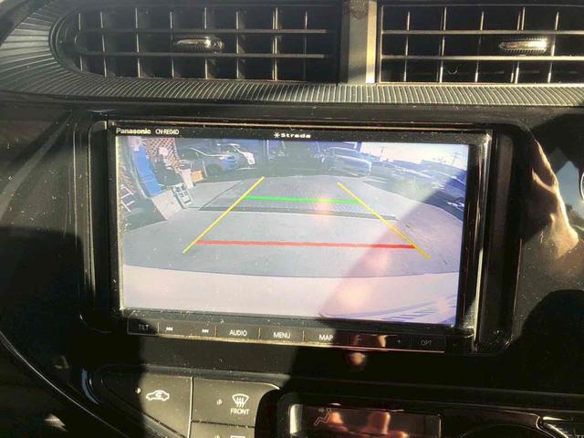 アクア Ｓ　ＥＴＣ　バックカメラ　ＴＶ　オートライト　スマートキー　電動格納ミラー　ＣＶＴ　盗難防止システム　衝突安全ボディ　ＡＢＳ　ＥＳＣ　ＣＤ　ＤＶＤ再生　ＵＳＢ　Ｂｌｕｅｔｏｏｔｈ　エアコン（4枚目）