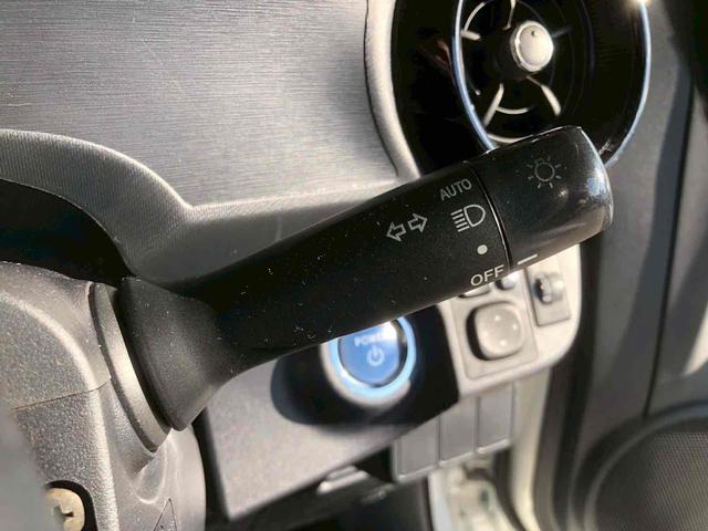 アクア Ｓ　ＥＴＣ　バックカメラ　ＴＶ　オートライト　スマートキー　電動格納ミラー　ＣＶＴ　盗難防止システム　衝突安全ボディ　ＡＢＳ　ＥＳＣ　ＣＤ　ＤＶＤ再生　ＵＳＢ　Ｂｌｕｅｔｏｏｔｈ　エアコン（37枚目）