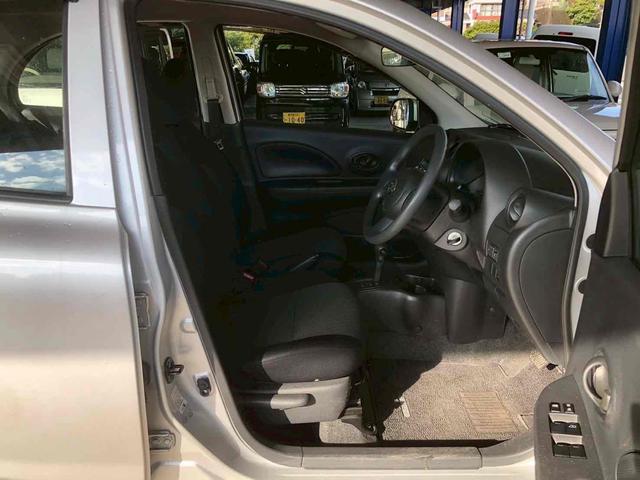 マーチ １２Ｓ　Ｖパッケージ　ナビ　ＴＶ　キーレスエントリー　ＣＶＴ　衝突安全ボディ　ＡＢＳ　ＣＤ　ミュージックプレイヤー接続可　エアコン　パワーステアリング　パワーウィンドウ（29枚目）