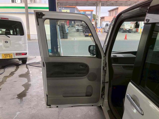 タント 　福祉車輌　ドライブレコーダー　ＥＴＣ　両側スライド・片側電動　衝突被害軽減システム　オートライト　スマートキー　アイドリングストップ　ベンチシート　ＣＶＴ　ＥＳＣ　ＣＤ　ミュージックプレイヤー接続可（32枚目）