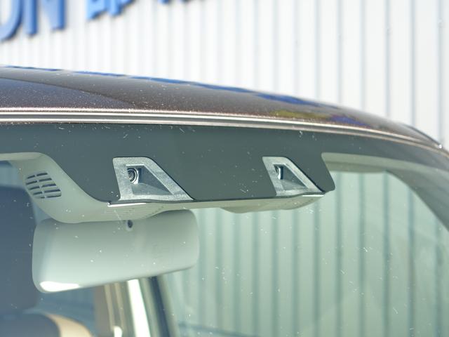 アルトラパンＬＣ ＬＣ　Ｘ　５型　ＦＦ　ＣＶＴ　軽量衝撃吸収ボディ　クリアランスソナー　運転席／助手席エアバッグ・サイドインパクトバー・盗難防止装置・横滑り防止装置・衝突防止装置・衝突軽減装置・ヒルスタートアシスト・フルオートエアコン・パワーウィンド（9枚目）