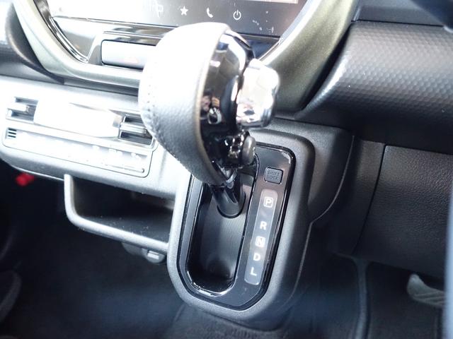 �y�V�t�g�z�b�u�s���ځB�G���W�����œK�ȉ�]���ŉ^�]���邱�Ƃ��ł��邽�߁A�R��\�����サ�܂��B�܂��A�ϑ��̃V���b�N�����Ȃ����߁A�^�]���̉���U�����y������A�Â��ȑ��s���������܂��B