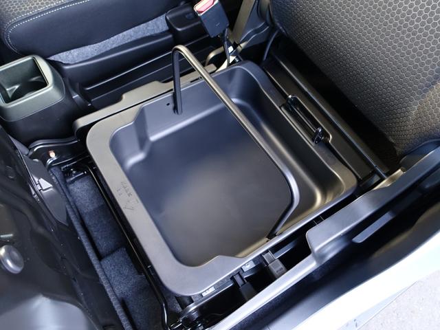 �y����ȃV�[�g�A���_�[�{�b�N�X�z�{�b�N�X�́A������o�b�O�A���ނȂǂ����[����̂ɕ֗��ł��B�܂��A�ȒP�Ɏ��O�����ł���̂Ő��􂢂��ł��܂��B