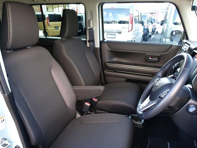 �y�^�]�ȃV�[�g�z�O��⍂���A���N���C�j���O�̒����@�\������܂��B�h���C�o�[���ł����K�Ȏp���ŉ^�]�ł���悤�ɂȂ�܂��B