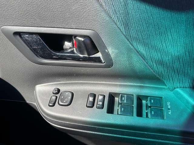 ヴェルファイア 2.4Z プラチナムセレクション 障害物センサー・ETC・ステアリングスイッチ・ドラレコ・ナビ・DISC・BT・フルセグTV・ドラレコ・バックカメラ・両側パワスラ・パワーバックドア・スマートキー・後席エアコン(19枚目)