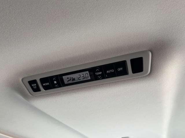 ヴェルファイア 2.4Z プラチナムセレクション 障害物センサー・ETC・ステアリングスイッチ・ドラレコ・ナビ・DISC・BT・フルセグTV・ドラレコ・バックカメラ・両側パワスラ・パワーバックドア・スマートキー・後席エアコン(31枚目)