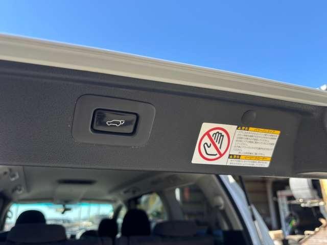 ヴェルファイア 2.4Z プラチナムセレクション 障害物センサー・ETC・ステアリングスイッチ・ドラレコ・ナビ・DISC・BT・フルセグTV・ドラレコ・バックカメラ・両側パワスラ・パワーバックドア・スマートキー・後席エアコン(35枚目)