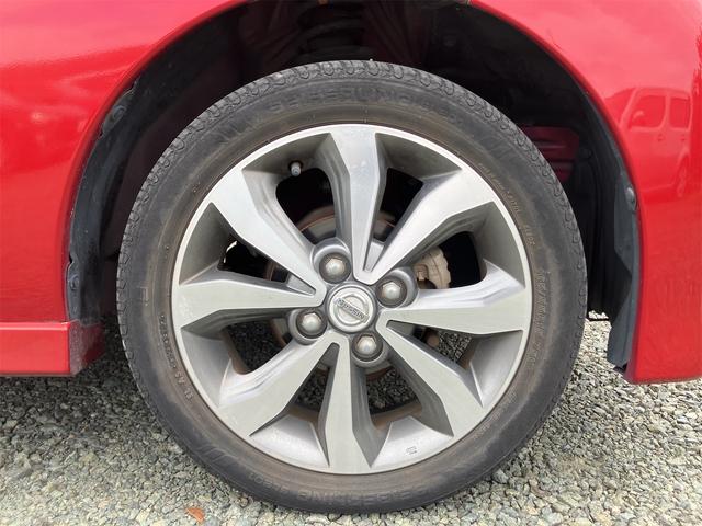 デイズルークス ハイウェイスター　Ｘ　Ｖセレクション　両側オートスライドドア　ナビＴＶ　アラウンドビューモニター　Ｂｌｕｅｔｏｏｔｈ　ＨＩＤヘッドライト　インテリキー　プッシュスタート　ＥＴＣ　衝突被害軽減システム　純正ＡＷ　ミラーウインカー（8枚目）