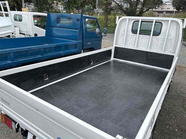 タイタントラック 1.5t 5速MT ドライブレコーダー ETC ナビ 電動格納ミラー エアコン パワーステアリング パワーウィンドウ(11枚目)
