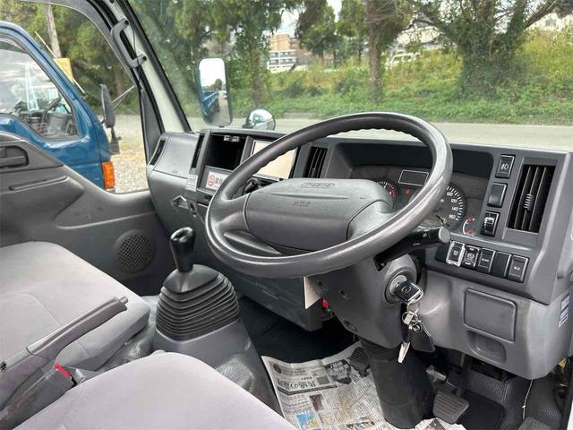 タイタントラック 1.5t 5速MT ドライブレコーダー ETC ナビ 電動格納ミラー エアコン パワーステアリング パワーウィンドウ(28枚目)