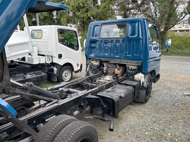 タイタントラック ダンプ 2.0t 5速MT 後輪ダブル エアコン パワーウィンドウ(18枚目)