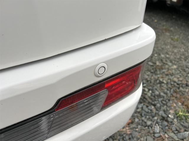 ハイゼットカーゴ 　４ＷＤ　ＡＴ　衝突被害軽減システム　ＥＴＣ　ナビ　バックカメラ　両側スライドドア　アイドリングストップ　オートマチックハイビーム　ＥＳＣ　エアコン　パワーステアリング　パワーウィンドウ（13枚目）