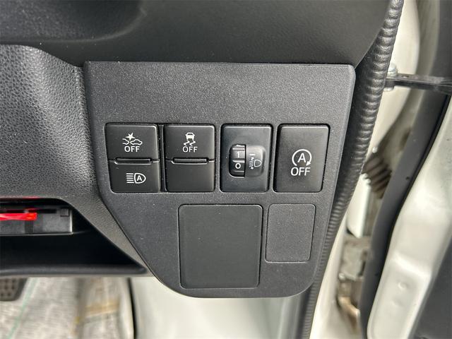 ハイゼットカーゴ 　４ＷＤ　ＡＴ　衝突被害軽減システム　ＥＴＣ　ナビ　バックカメラ　両側スライドドア　アイドリングストップ　オートマチックハイビーム　ＥＳＣ　エアコン　パワーステアリング　パワーウィンドウ（44枚目）