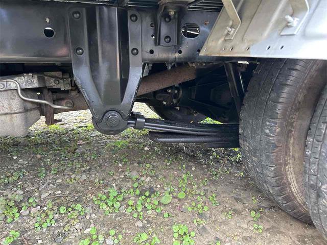 アトラストラック トラック MT 後輪ダブル ETC ナビ 電動格納ミラー エアコン パワーステアリング パワーウィンドウ(31枚目)