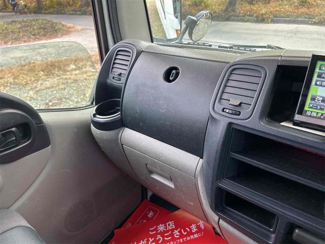 アトラストラック トラック MT 後輪ダブル ETC ナビ 電動格納ミラー エアコン パワーステアリング パワーウィンドウ(45枚目)