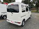 ハイゼットカーゴ 　４ＷＤ　ＡＴ　衝突被害軽減システム　ＥＴＣ　ナビ　バックカメラ　両側スライドドア　アイドリングストップ　オートマチックハイビーム　ＥＳＣ　エアコン　パワーステアリング　パワーウィンドウ（7枚目）