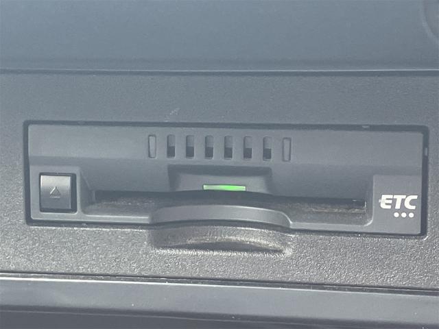 ランドクルーザープラド ＴＸ　４ＷＤ　ドライブレコーダー　ＥＴＣ　バックカメラ　クリアランスソナー　オートクルーズコントロール　レーンアシスト　衝突被害軽減システム　サンルーフ　ナビ　ＴＶ　オートマチックハイビーム　オートライト（8枚目）