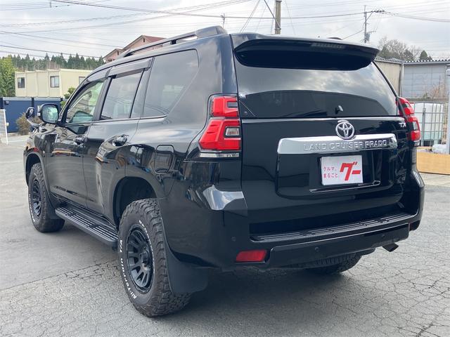 ランドクルーザープラド ＴＸ　４ＷＤ　ドライブレコーダー　ＥＴＣ　バックカメラ　クリアランスソナー　オートクルーズコントロール　レーンアシスト　衝突被害軽減システム　サンルーフ　ナビ　ＴＶ　オートマチックハイビーム　オートライト（17枚目）