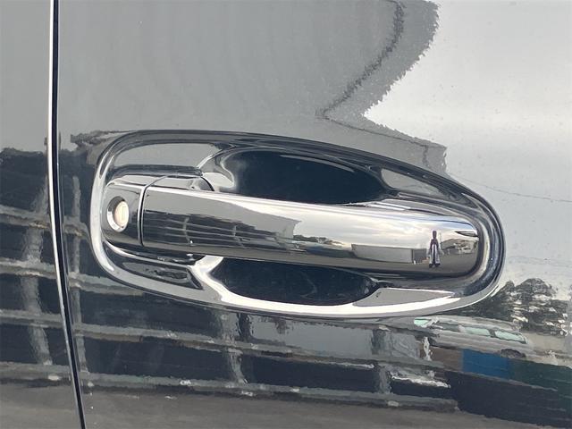 ランドクルーザープラド ＴＸ　４ＷＤ　ドライブレコーダー　ＥＴＣ　バックカメラ　クリアランスソナー　オートクルーズコントロール　レーンアシスト　衝突被害軽減システム　サンルーフ　ナビ　ＴＶ　オートマチックハイビーム　オートライト（31枚目）