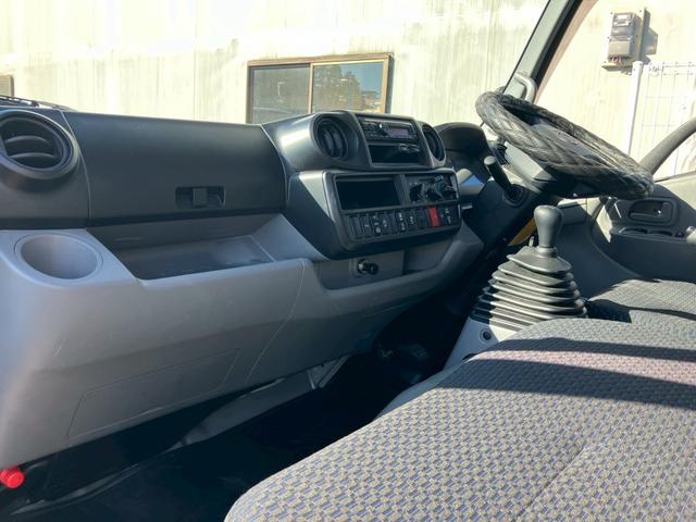 デュトロ ベースグレード 2.0t 法人ワンオーナー トランテックス ハイブロック LEDヘッドライト LEDフォグ ドライブレコーダー 6速ミッション 衝突被害軽減システム レーンキープアシスト(21枚目)