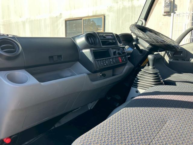 デュトロ ベースグレード 2.0t 法人ワンオーナー トランテックス ハイブロック LEDヘッドライト LEDフォグ ドライブレコーダー 6速ミッション 衝突被害軽減システム レーンキープアシスト(26枚目)