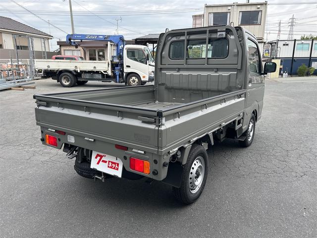 キャリイトラック ＫＣエアコン・パワステ農繁仕様　４ＷＤ　ＭＴ　デフロック付　衝突被害軽減システム　クリアランスソナー　レーンアシスト　アイドリングストップ　オートライト　エアコン　パワーステアリング　パワーウィンドウ　スズキセーフティーサポート付（16枚目）