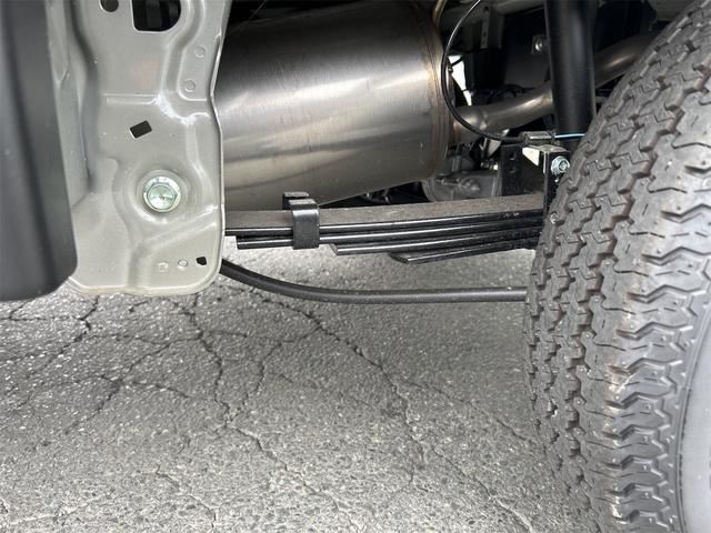 キャリイトラック ＫＣエアコン・パワステ農繁仕様　４ＷＤ　ＭＴ　デフロック付　衝突被害軽減システム　クリアランスソナー　レーンアシスト　アイドリングストップ　オートライト　エアコン　パワーステアリング　パワーウィンドウ　スズキセーフティーサポート付（25枚目）