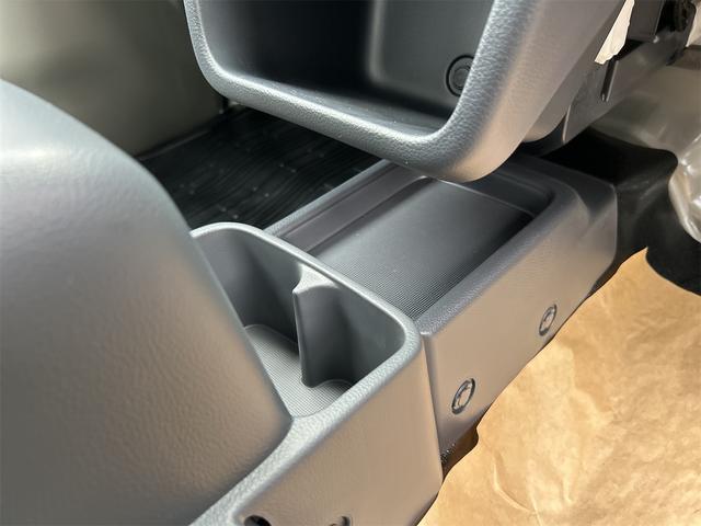 キャリイトラック ＫＣエアコン・パワステ農繁仕様　４ＷＤ　ＭＴ　デフロック付　衝突被害軽減システム　クリアランスソナー　レーンアシスト　アイドリングストップ　オートライト　エアコン　パワーステアリング　パワーウィンドウ　スズキセーフティーサポート付（43枚目）