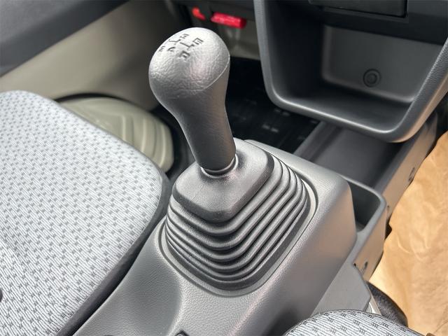 キャリイトラック ＫＣエアコン・パワステ農繁仕様　４ＷＤ　ＭＴ　デフロック付　衝突被害軽減システム　クリアランスソナー　レーンアシスト　アイドリングストップ　オートライト　エアコン　パワーステアリング　パワーウィンドウ　スズキセーフティーサポート付（44枚目）