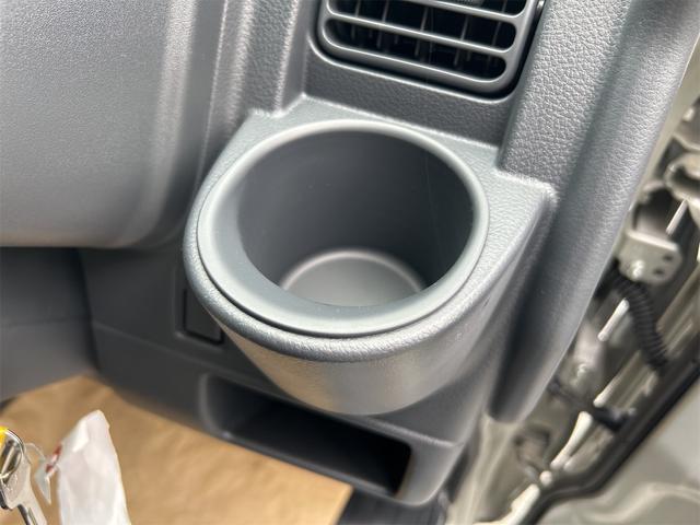 キャリイトラック ＫＣエアコン・パワステ農繁仕様　４ＷＤ　ＭＴ　デフロック付　衝突被害軽減システム　クリアランスソナー　レーンアシスト　アイドリングストップ　オートライト　エアコン　パワーステアリング　パワーウィンドウ　スズキセーフティーサポート付（47枚目）