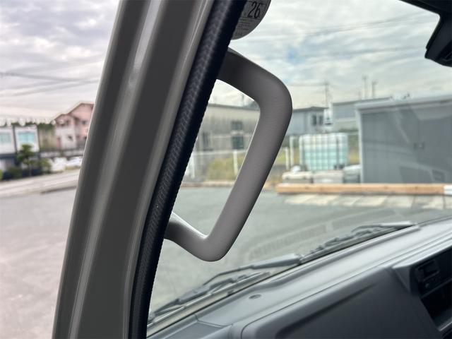 キャリイトラック ＫＣエアコン・パワステ農繁仕様　４ＷＤ　ＭＴ　デフロック付　衝突被害軽減システム　クリアランスソナー　レーンアシスト　アイドリングストップ　オートライト　エアコン　パワーステアリング　パワーウィンドウ　スズキセーフティーサポート付（54枚目）