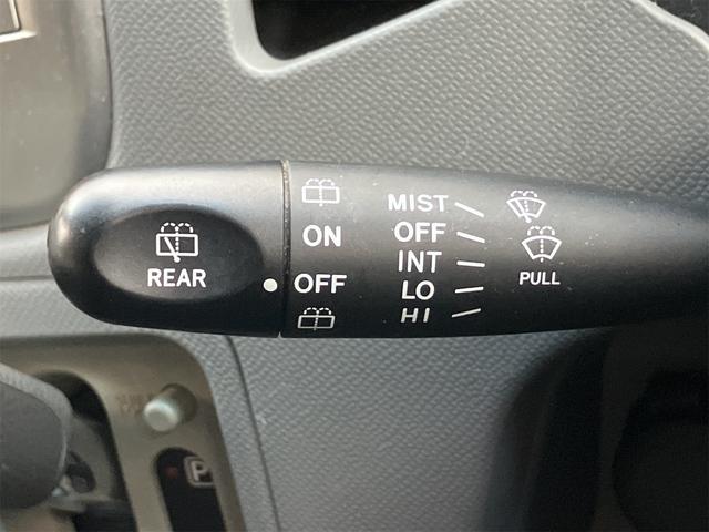 ワゴンＲ ＦＸ　キーレスエントリー　電動格納ミラー　ベンチシート　ＡＴ　盗難防止システム　ＣＤ　衝突安全ボディ　エアコン　パワーステアリング　パワーウィンドウ（8枚目）