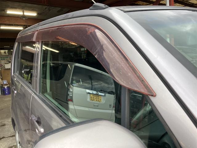 ワゴンＲ ＦＸ　キーレスエントリー　電動格納ミラー　ベンチシート　ＡＴ　盗難防止システム　ＣＤ　衝突安全ボディ　エアコン　パワーステアリング　パワーウィンドウ（23枚目）