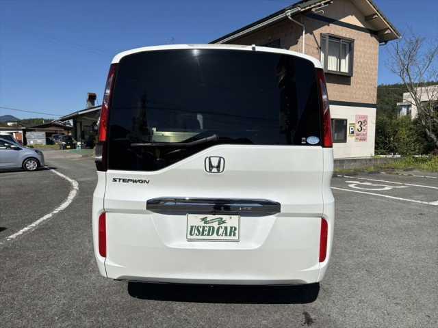 ステップワゴン 車いす仕様車　２列＆３列乗車タイプＧ　手動スロープ　車いす乗降用電動ウインチ　車いす手動固定装置　両側パワースライドＤ　ＬＥＤ　ナビ　フルセグＴＶ　バックカメラ　ＥＴＣ　ＷＡＡＣ（10枚目）