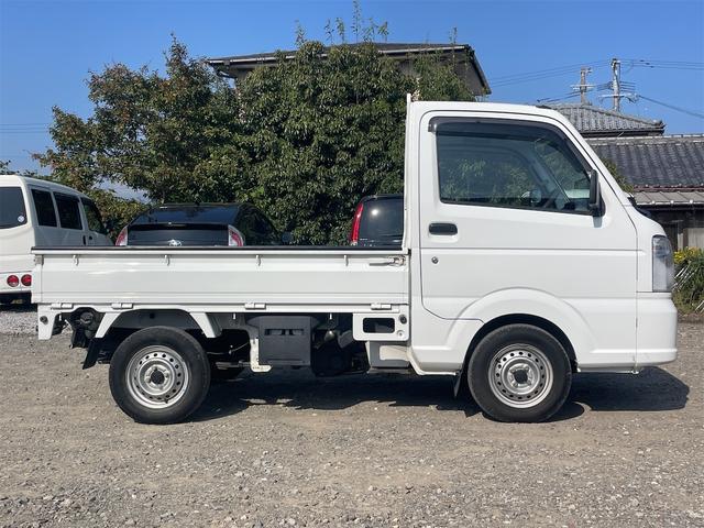 キャリイトラック KCエアコン・パワステ パートタイム4WD・オートマ・5AGS・エアコン・パワーステアリング・AM/FMラジオ・Wエアーバッグ・ABS・2nd発進・ヘッドライトレベライザー(8枚目)