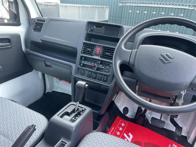 キャリイトラック KCエアコン・パワステ パートタイム4WD・オートマ・5AGS・エアコン・パワーステアリング・AM/FMラジオ・Wエアーバッグ・ABS・2nd発進・ヘッドライトレベライザー(10枚目)
