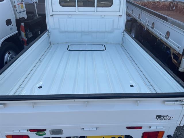 キャリイトラック KCエアコン・パワステ パートタイム4WD・オートマ・5AGS・エアコン・パワーステアリング・AM/FMラジオ・Wエアーバッグ・ABS・2nd発進・ヘッドライトレベライザー(17枚目)