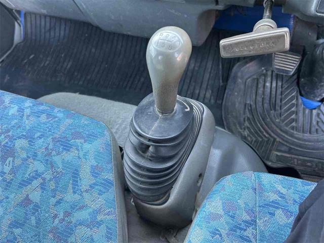 キャンター 5速マニュアル ダンプクレーン タダノ3段クレーン 後輪ダブル ETC エアコン パワーウィンドウ 運転席エアバッグ(3枚目)