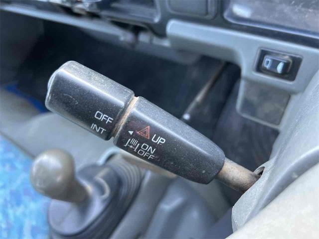 キャンター 5速マニュアル ダンプクレーン タダノ3段クレーン 後輪ダブル ETC エアコン パワーウィンドウ 運転席エアバッグ(5枚目)