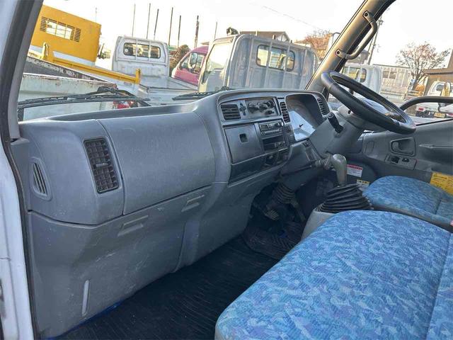 キャンター 5速マニュアル ダンプクレーン タダノ3段クレーン 後輪ダブル ETC エアコン パワーウィンドウ 運転席エアバッグ(10枚目)