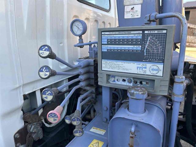 キャンター 5速マニュアル ダンプクレーン タダノ3段クレーン 後輪ダブル ETC エアコン パワーウィンドウ 運転席エアバッグ(21枚目)