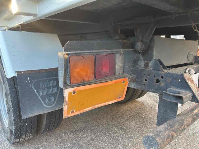 キャンター 5速マニュアル ダンプクレーン タダノ3段クレーン 後輪ダブル ETC エアコン パワーウィンドウ 運転席エアバッグ(29枚目)