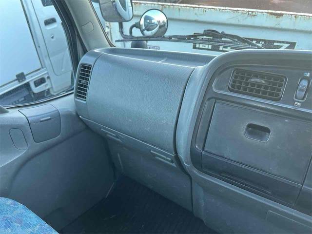 キャンター 5速マニュアル ダンプクレーン タダノ3段クレーン 後輪ダブル ETC エアコン パワーウィンドウ 運転席エアバッグ(40枚目)