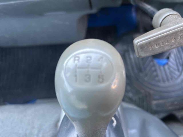 キャンター 5速マニュアル ダンプクレーン タダノ3段クレーン 後輪ダブル ETC エアコン パワーウィンドウ 運転席エアバッグ(41枚目)