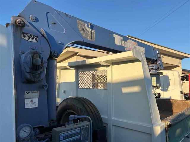 キャンター 5速マニュアル ダンプクレーン タダノ3段クレーン 後輪ダブル ETC エアコン パワーウィンドウ 運転席エアバッグ(51枚目)