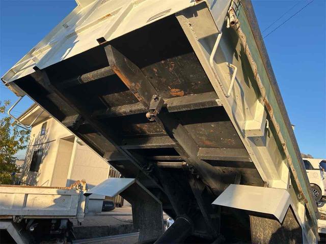 キャンター 5速マニュアル ダンプクレーン タダノ3段クレーン 後輪ダブル ETC エアコン パワーウィンドウ 運転席エアバッグ(55枚目)