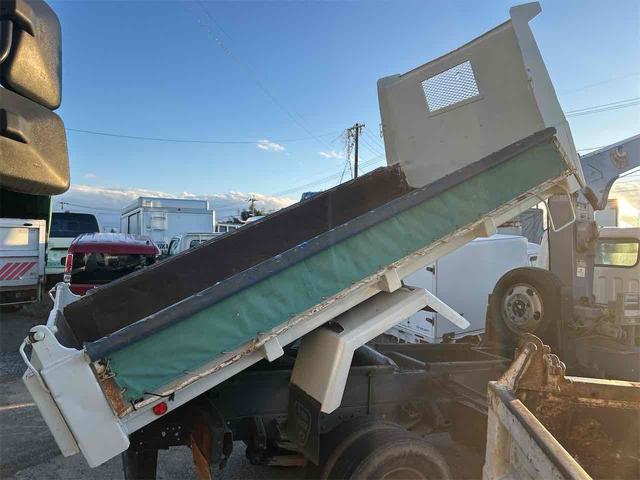 キャンター 5速マニュアル ダンプクレーン タダノ3段クレーン 後輪ダブル ETC エアコン パワーウィンドウ 運転席エアバッグ(57枚目)