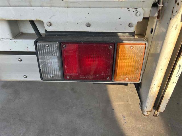 タイタントラック 　トラック　ロング　パワーゲート　ターボ　ＡＴ　後輪ダブル　電動格納ミラー　エアコン　パワーウィンドウ　運転席エアバッグ（12枚目）